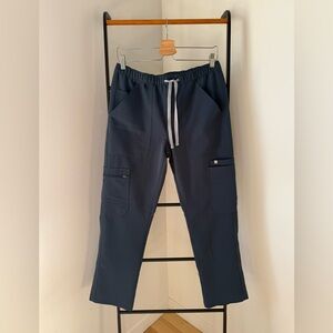 NWOT Women’s FIGS Technical Collection Scrub Pants, size S